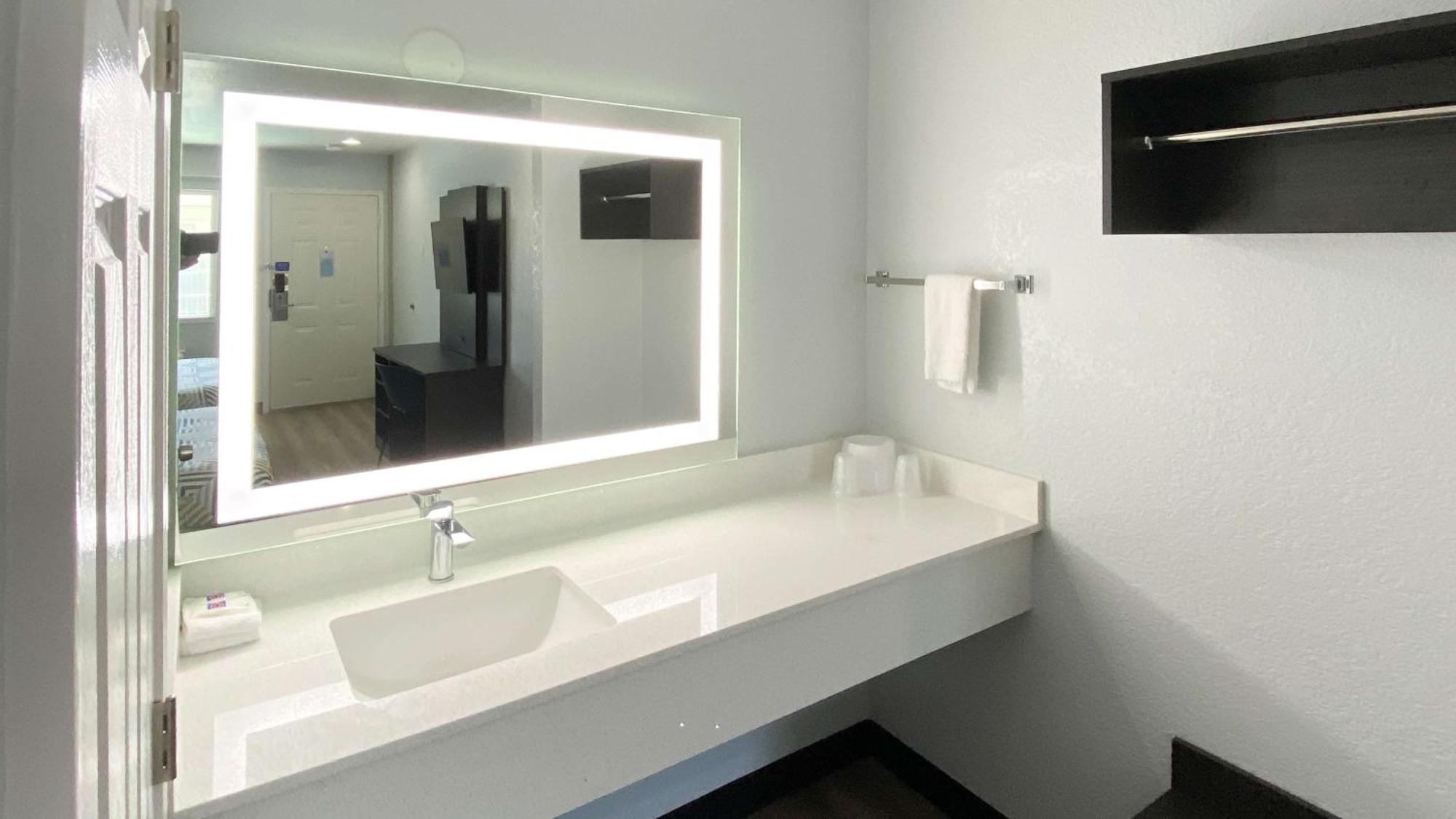 Motel 6-Costa Mesa, Ca Buitenkant foto