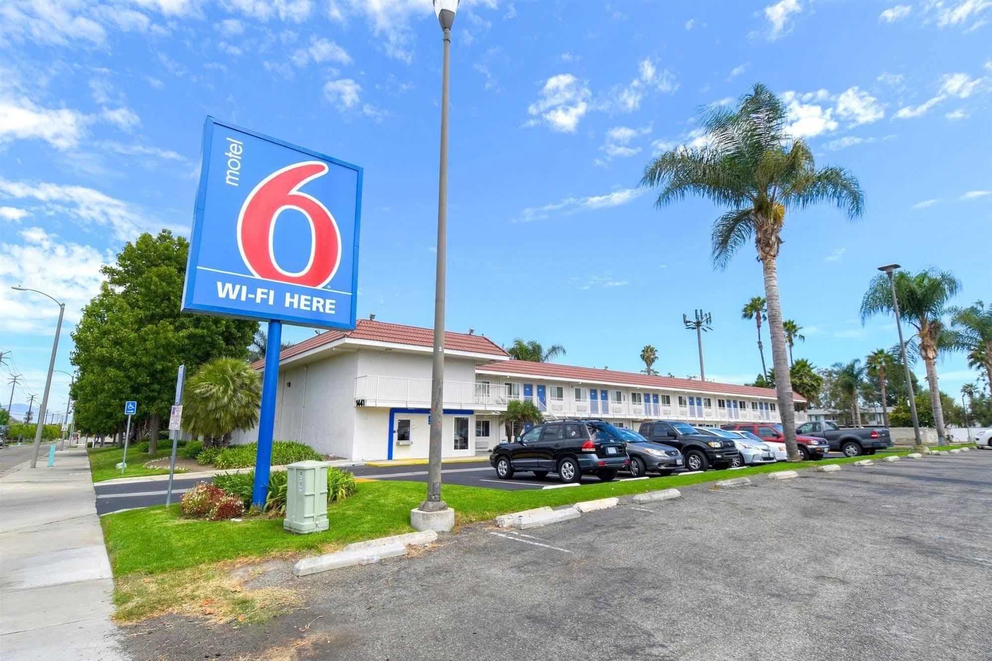 Motel 6-Costa Mesa, Ca Buitenkant foto